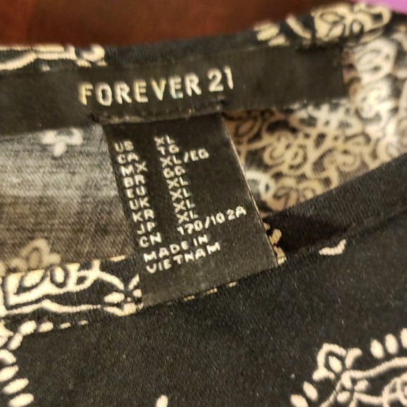 Forever 21 Abstract print shift shirt dress - Picture 2 of 3